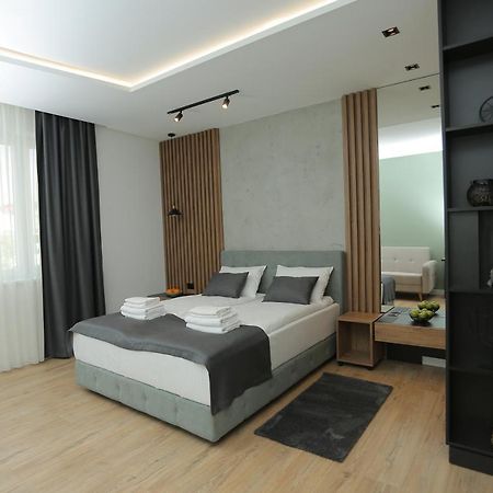 Bonanza Apartments Ni Exteriér fotografie
